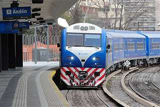 El tren Sarmiento sumará 41 servicios con nuevos trenes desde el lunes