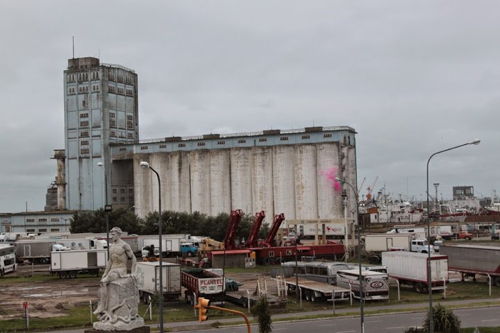 Mar del Plata: Efectivizaron el traspaso del predio de los silos al puerto