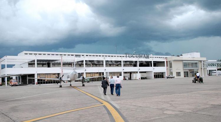 Se inician gestiones para el regreso de los vuelos comerciales entre Tucumán y San Pablo