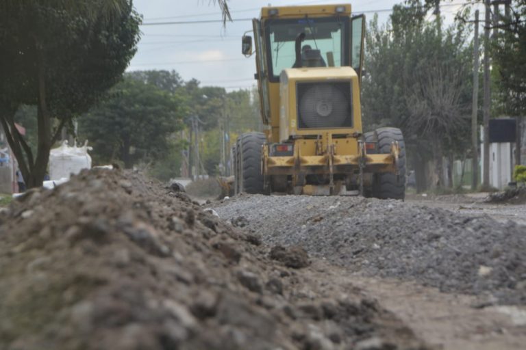 Moreno: Inician la tercera repavimentación del año