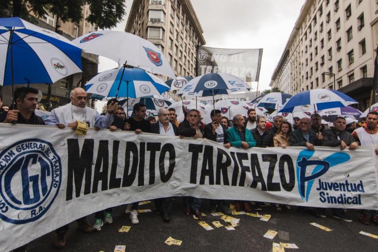 La CGT marcha al Obelisco por las tarifas y contra el FMI