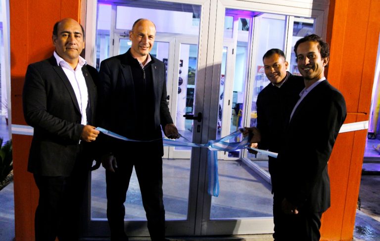 Maquigod inauguró una nueva planta en Moreno