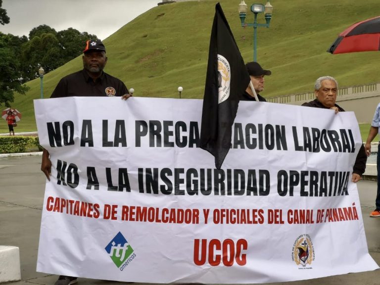 Panamá: Capitanes de remolcadores protestaron frente al Canal