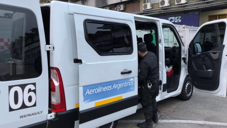 Cayó una banda de abrevalijas en el aeropuerto de Ezeiza