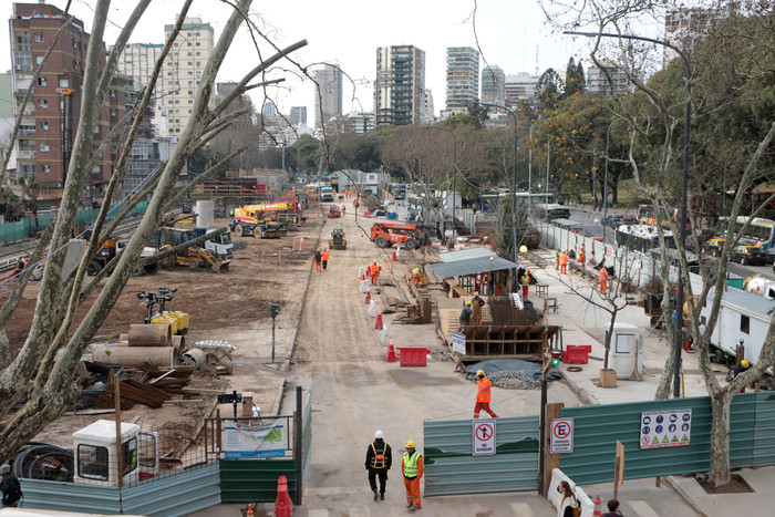 Dietrich recorrió la obra del Viaducto Mitre