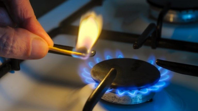 Gas: Eliminan bonificación por ahorro y recortan el subsidio a la tarifa social