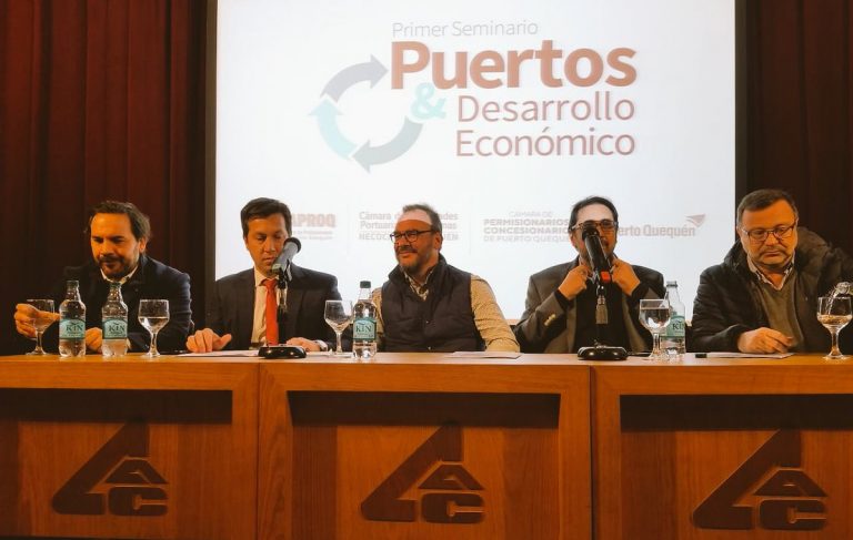 Se realizó el primer Seminario de Puertos y Desarrollo Económico