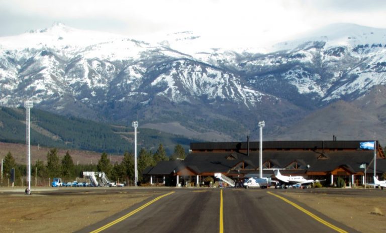 Invertirán $800 millones en la ampliación del aeropuerto de Chapelco