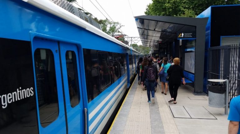 Inauguraron la renovada estación Bernal del Roca