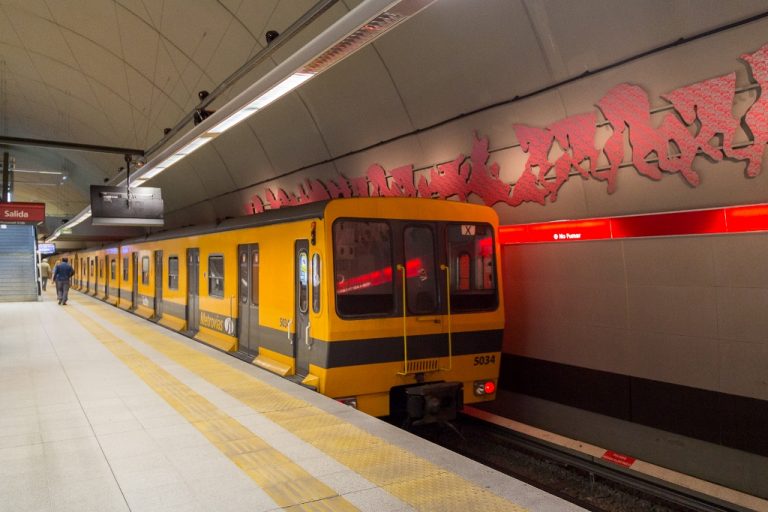 Confirman presencia de amianto en coches del subte españoles