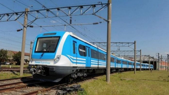 China trenesjpg Se los reemplazará con unidades con aire acondicionado, suspensión neumática, ahorro energético y puertas de cierre inteligente