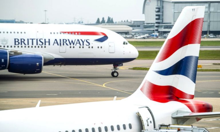 Reino Unido: Cancelan más de 1700 vuelos por un paro de pilotos