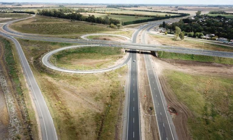 Inauguran otro tramo de la autopista 8 en Pergamino