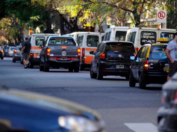 La Plata: Los automovilistas podrán pagar multas con tareas comunitarias