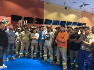Portuarios en asamblea