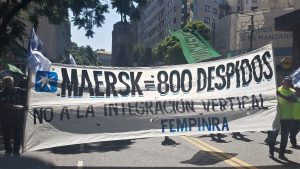 Alrededor de 300 agremiados marcharon al Ministerio de Producción y Trabajo (Foto: FeMPINRA)