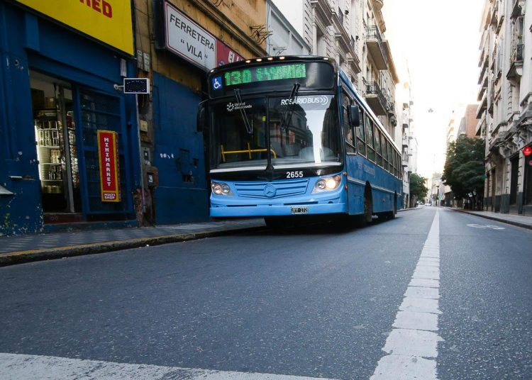 Los subsidios nacionales llegarán a Rosario para destrabar el paro de colectivos