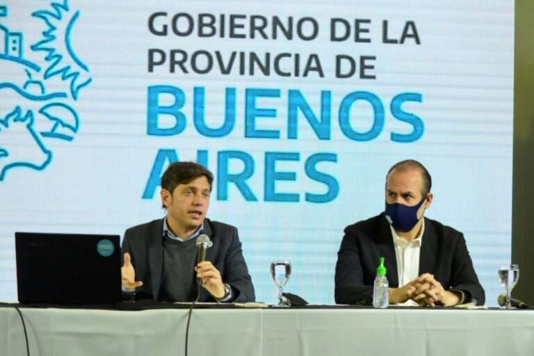 Kicillof recorrió el Puerto de Bahia Blanca