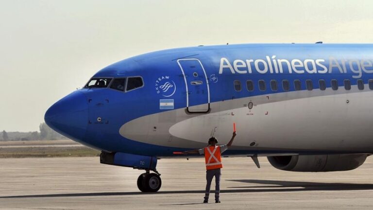 El lunes comienza a operar Aeroparque, primero Aerolíneas luego las low cost