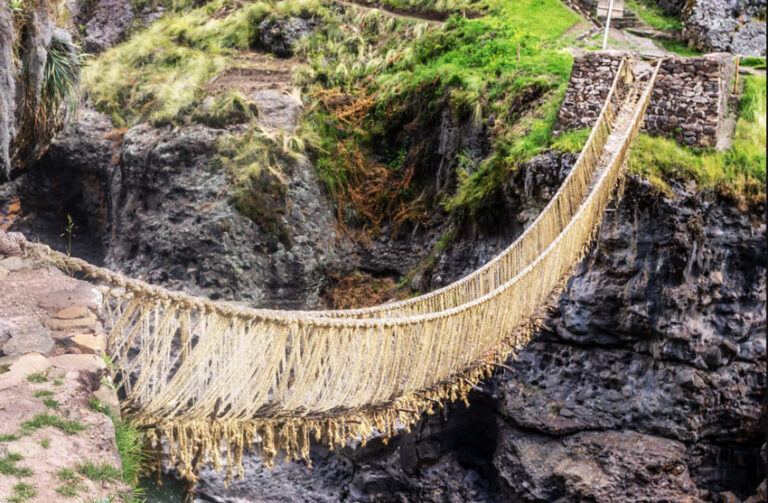 Perú: cayó puente del imperio Inca por falta de mantenimiento