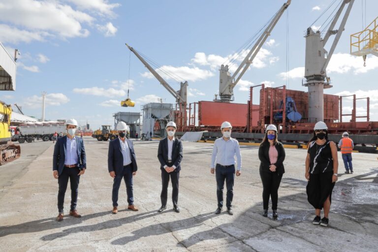 Avanzan los proyectos de integración de los puertos de Nación