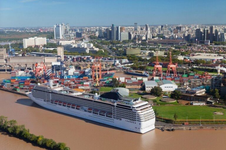 Llegaron cuatro cruceros a Buenos Aires