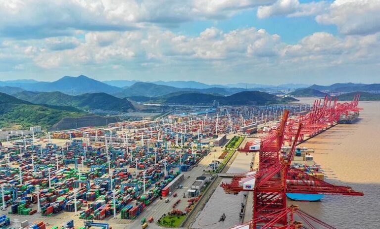 China reabrió uno de los principales puertos del mundo