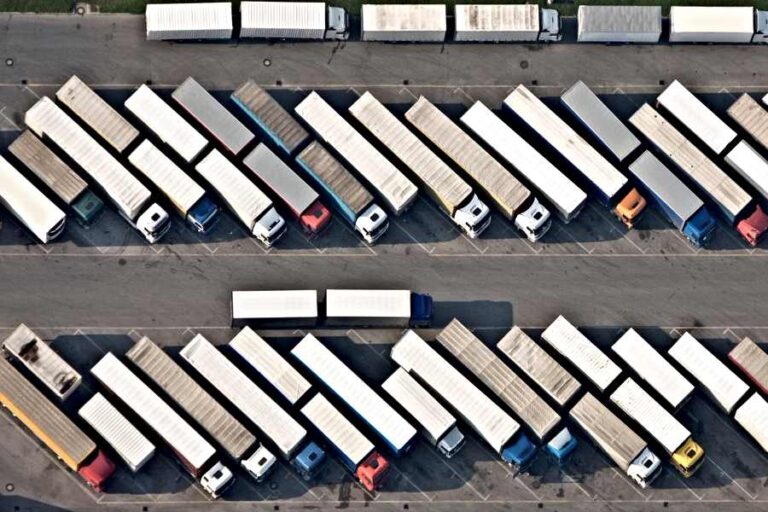 IRU y ETF buscan mejorar la red de estacionamiento de camiones