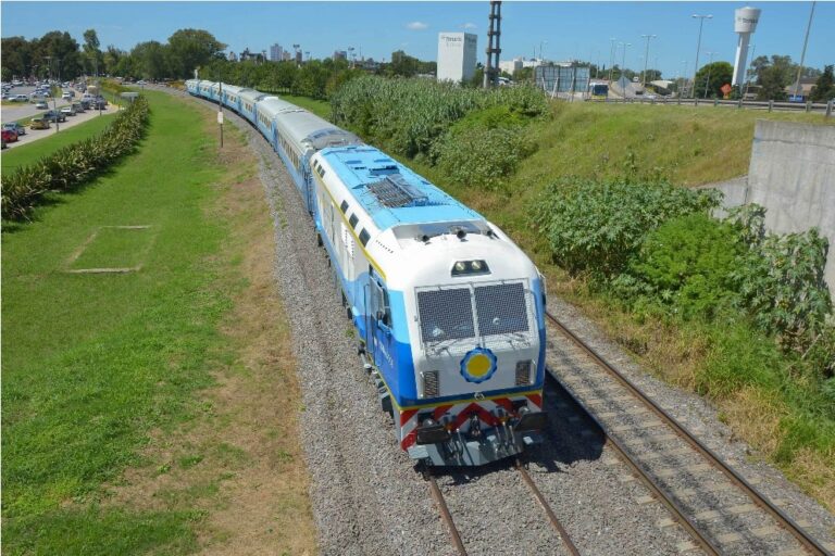Trenes Argentinos asumió el control de las vías entre Buenos Aires-Rosario