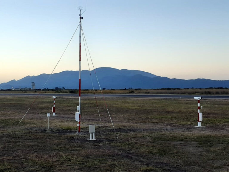 Instalaron tres nuevos AWOS en los aeropuertos de Tucumán, Jujuy y Salta