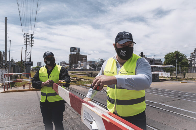 Paso a nivel Ciudadela: la JST emitió recomendaciones de seguridad operacional para prevenir futuros sucesos