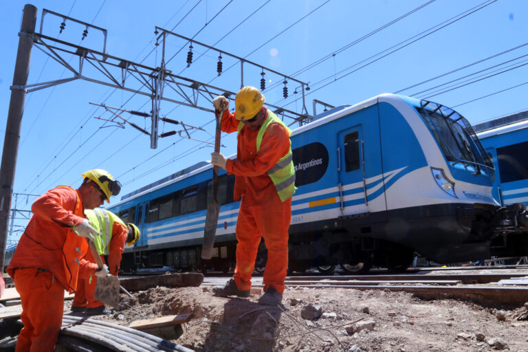 La licitación de la estación intermedia de Claypole y Ardigó del Roca volvió a foja cero