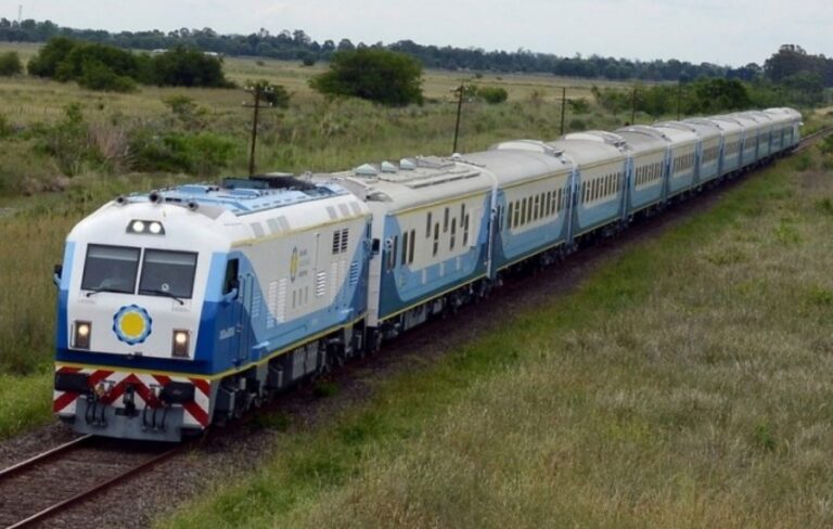 Ultiman los preparativos para el regreso del tren de pasajeros a San Luis