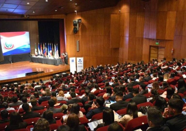 Se realizó el Congreso Internacional sobre la Hidrovía Paraguay-Paraná