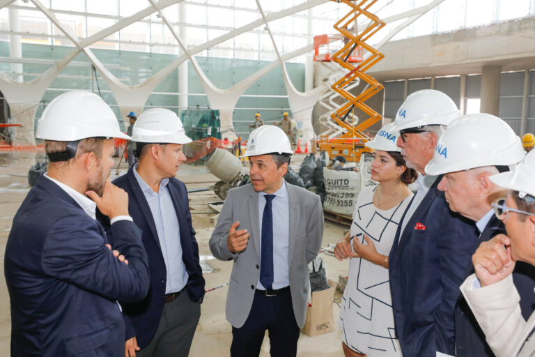 Ezeiza: el ministro Giuliano recorrió las obras en la nueva terminal del Aeropuerto Internacional