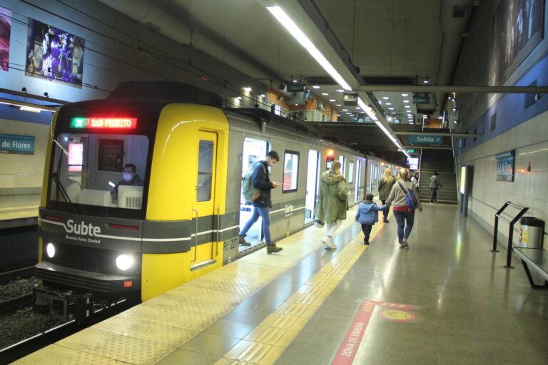 Más paros en el subte