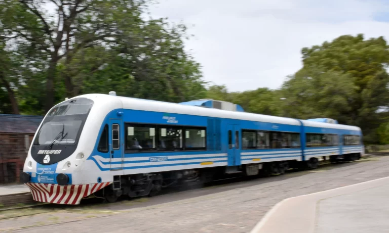 Abren nuevas estaciones en el Tren del Valle de Neuquén