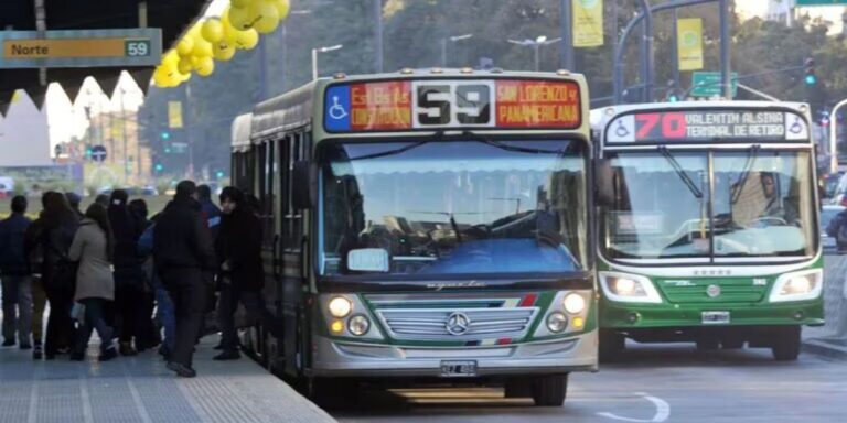 Las cámaras de empresas del transporte alertan sobre la posible paralización del transporte de pasajeros en el AMBA