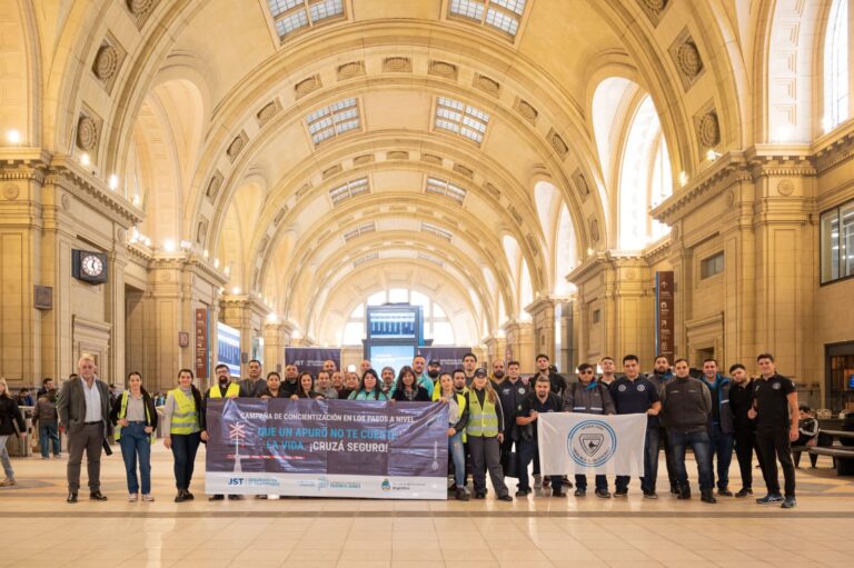 Semana de la concientización en los pasos a nivel ferroviarios: la JST, presente en las principales terminales y estaciones de CABA