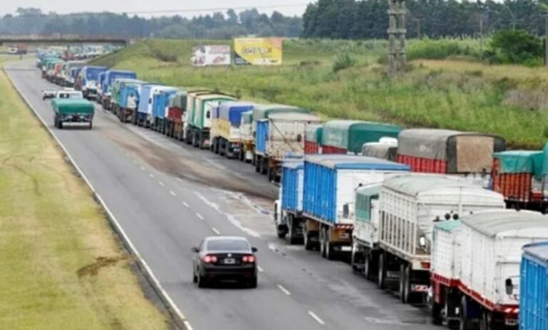 FADEEAC pidió revisar la política que restringe la circulación de camiones en rutas nacionales en vísperas de feriados y fines de semana