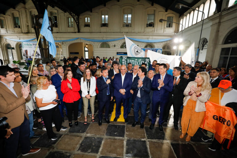 Inauguraron un puente sobre el Río Salí y ahora el tren podrá llegar a Tucumán