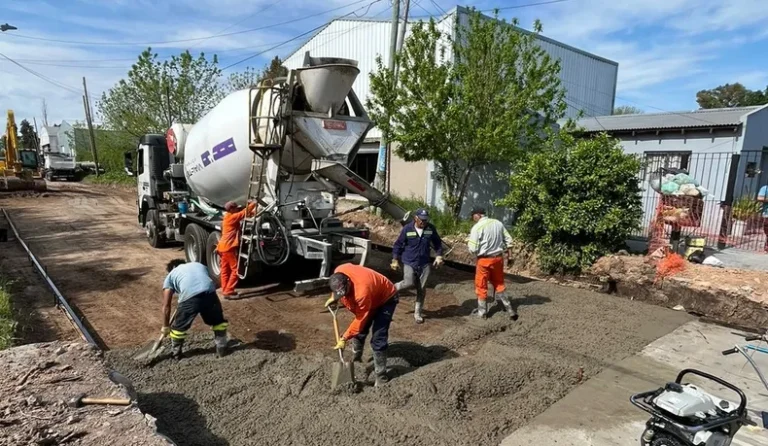 Realizan obras en Pilar para mejorar la circulación vehicular