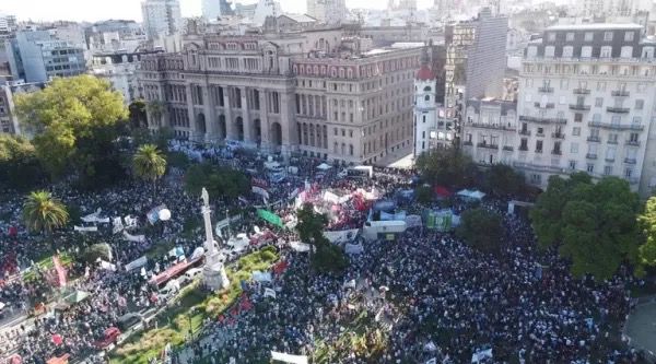 La CGT marchará a Tribunales para pedir la nulidad del DNU del Gobierno