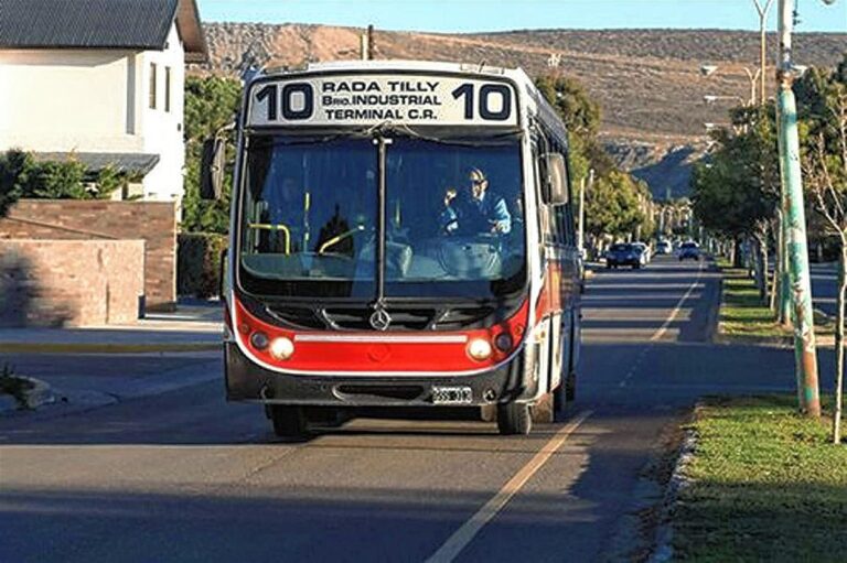 Se resolvió el conflicto del transporte público de Chubut