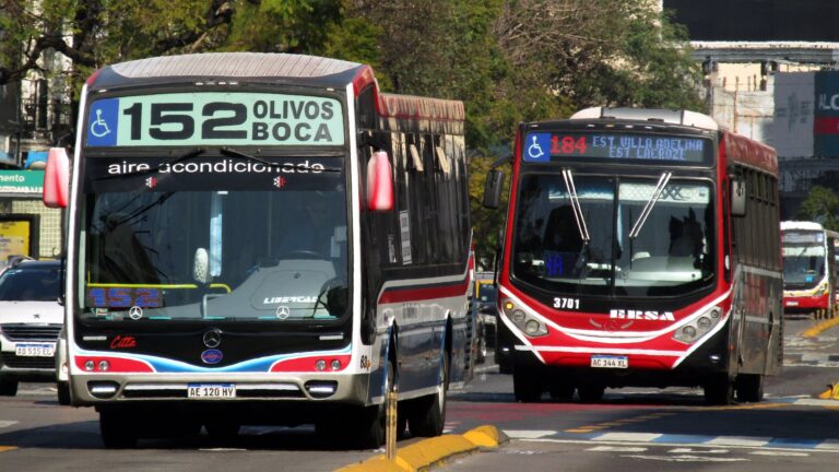 Postergan los aumentos en colectivos, subtes y trenes en el AMBA