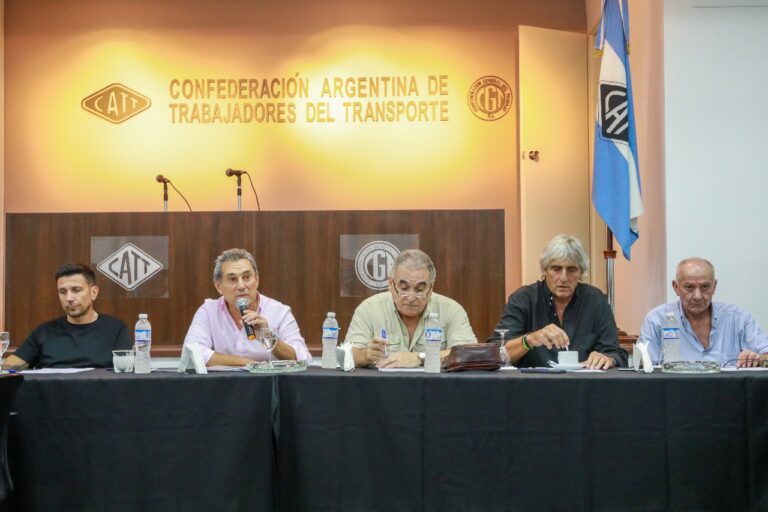 La CATT se reunió y convocó a un Plenario Nacional para el próximo martes