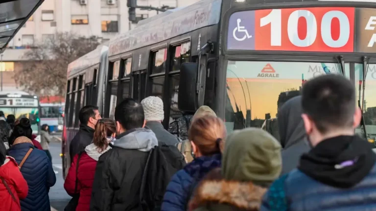 AMBA: hubo acuerdo para evitar el paro de colectivos pero subirán las tarifas