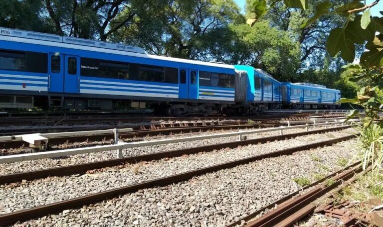 Tren San Martín: Finalizaron los trabajos de reposición en la zona del accidente y volvería a operar en los próximos días
