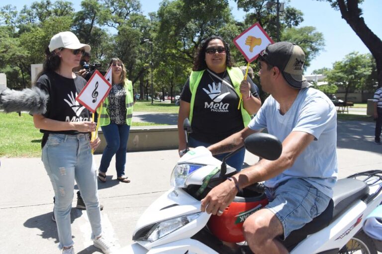 Tucumán: Un operativo vial busca concientizar sobre el uso del casco