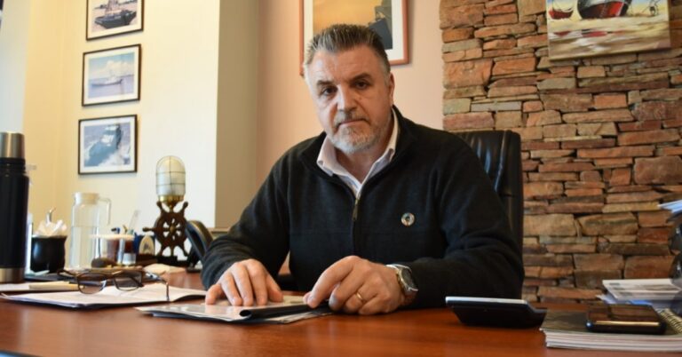 Mariano Moreno cuestionó al Gobierno por la regulación sobre las Obras Sociales